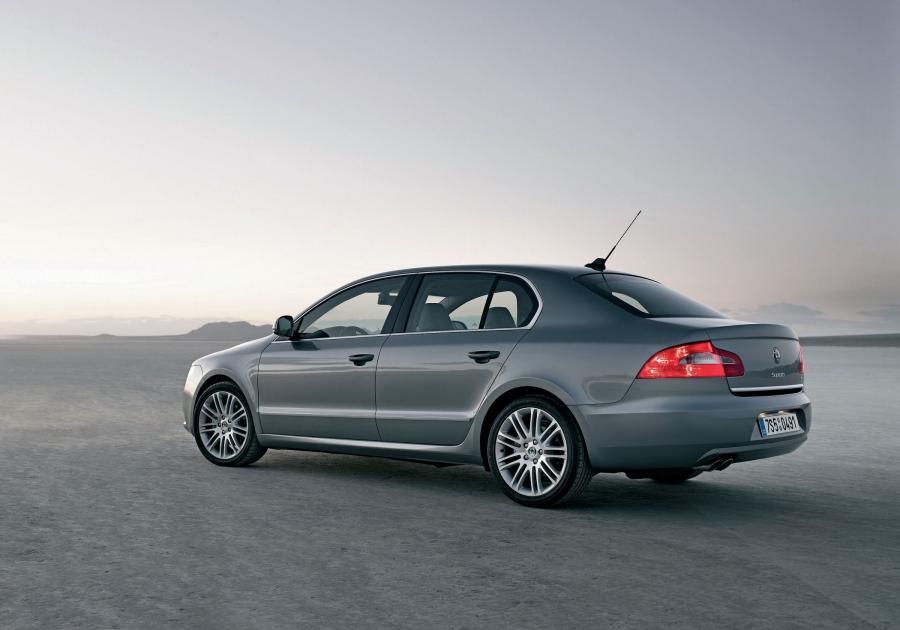  Skoda Superb 2008 года  (фото 104 из 131)